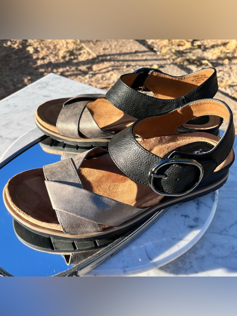 Eüro Soft Galiana, Black Metallic Strappy Sandal, 9, Comfort Comfy